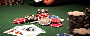 Focused baccarat strategy visual highlighting discipline on bdt 444